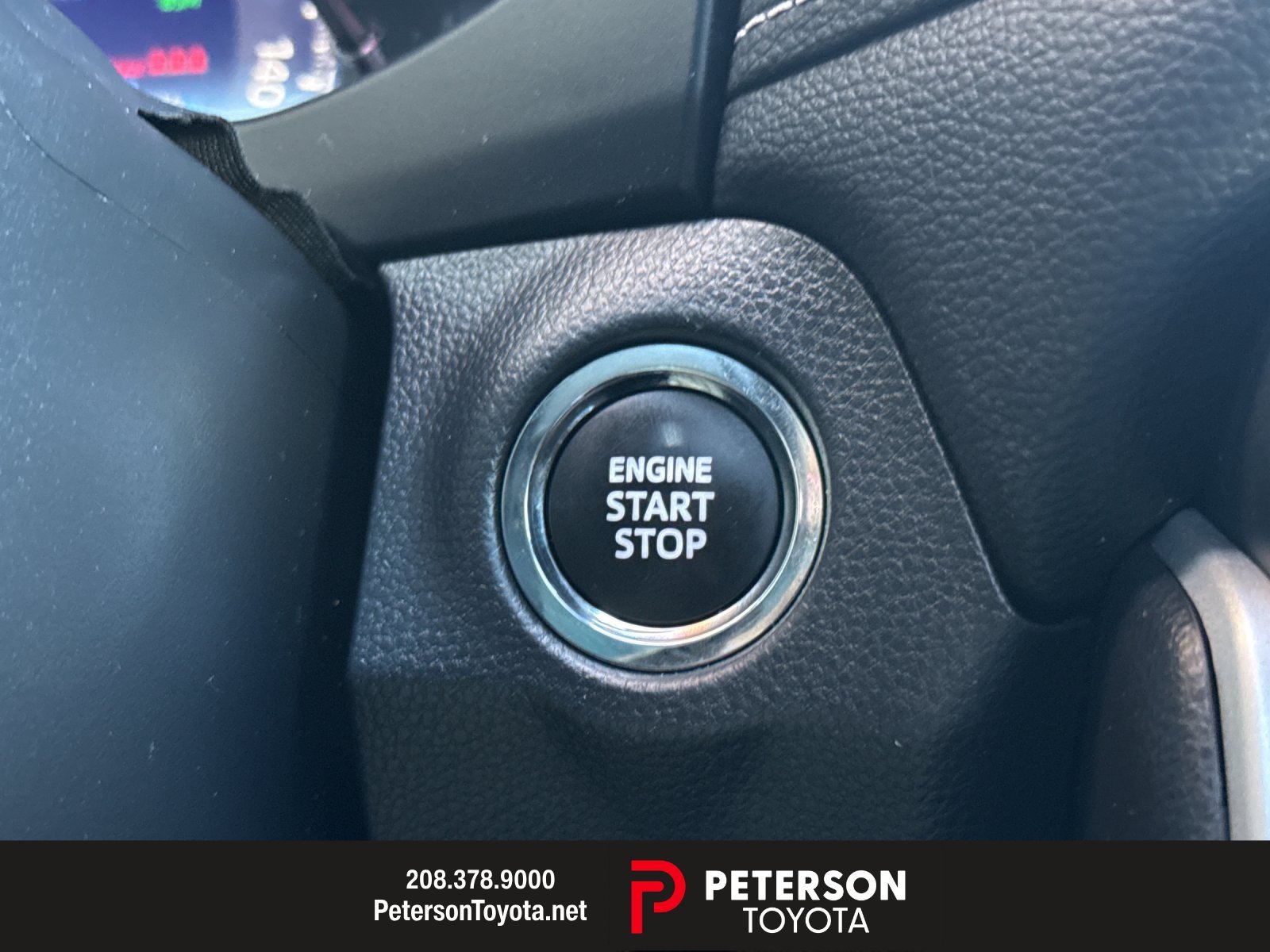 Used 2023  Toyota XLE Premium image 21