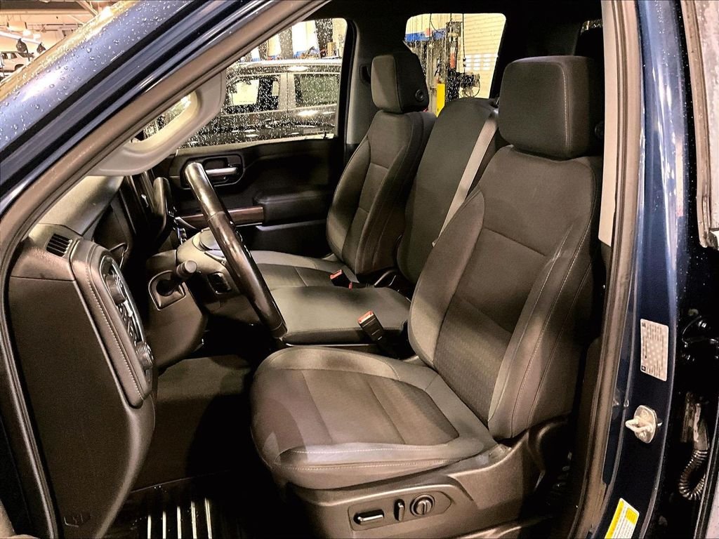 Used 2019 Blue Chevrolet RST image 10