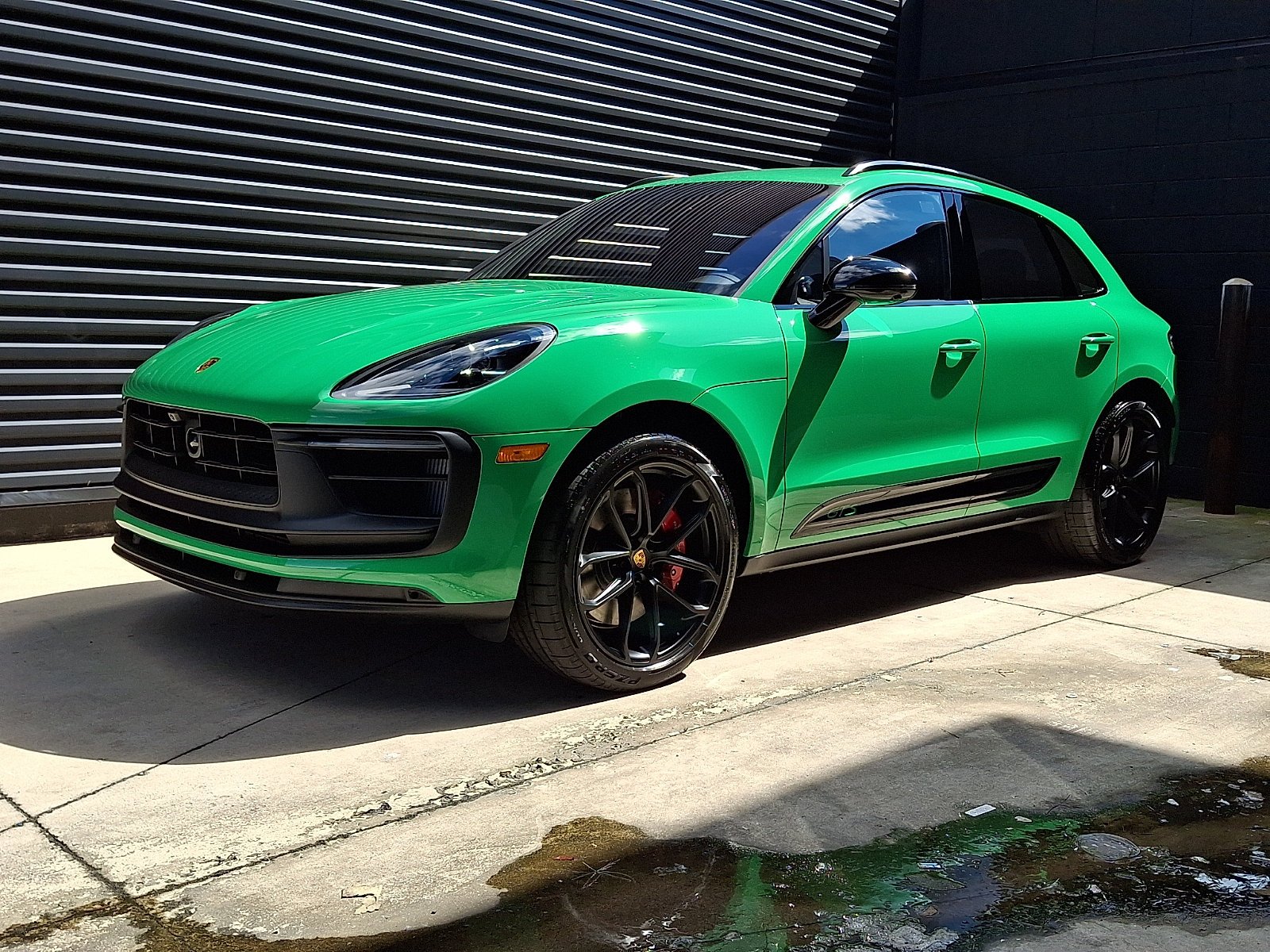 New 2026 Python Green Porsche GTS image 26