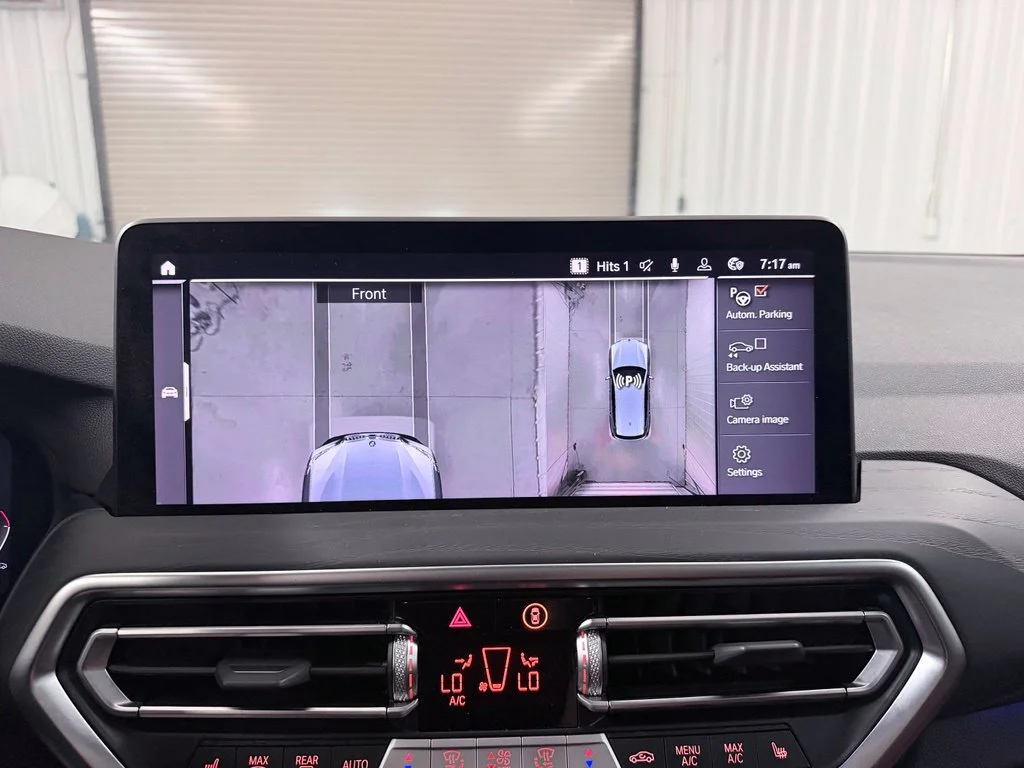Used 2023 Dark Graphite BMW sDrive30i image 17
