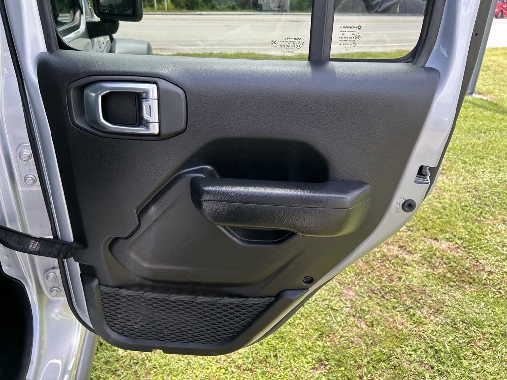 2024 Jeep Wrangler 4-Door Rubicon - Photo 40