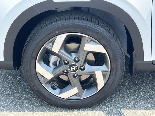 New 2026 White Hyundai SEL w/Two-Tone Roof image 36