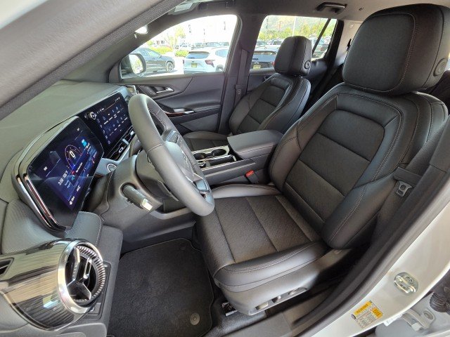 2027 Chevrolet Equinox LT - Photo 15