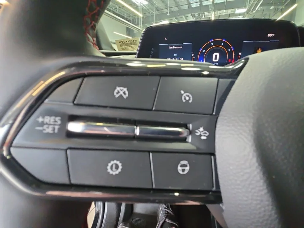 Used 2025 Mosaic Black Metallic Chevrolet RS image 20