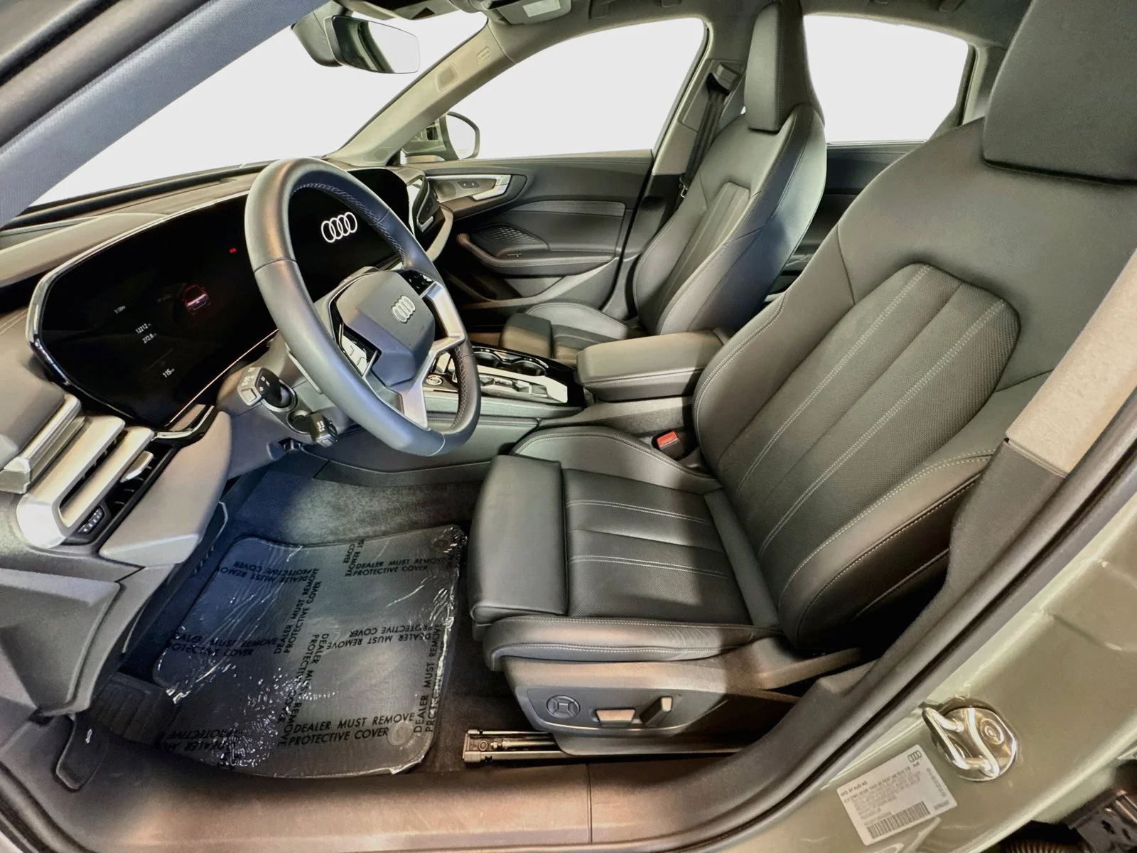 Used 2025 Chronos Gray Me Audi Premium Plus image 18