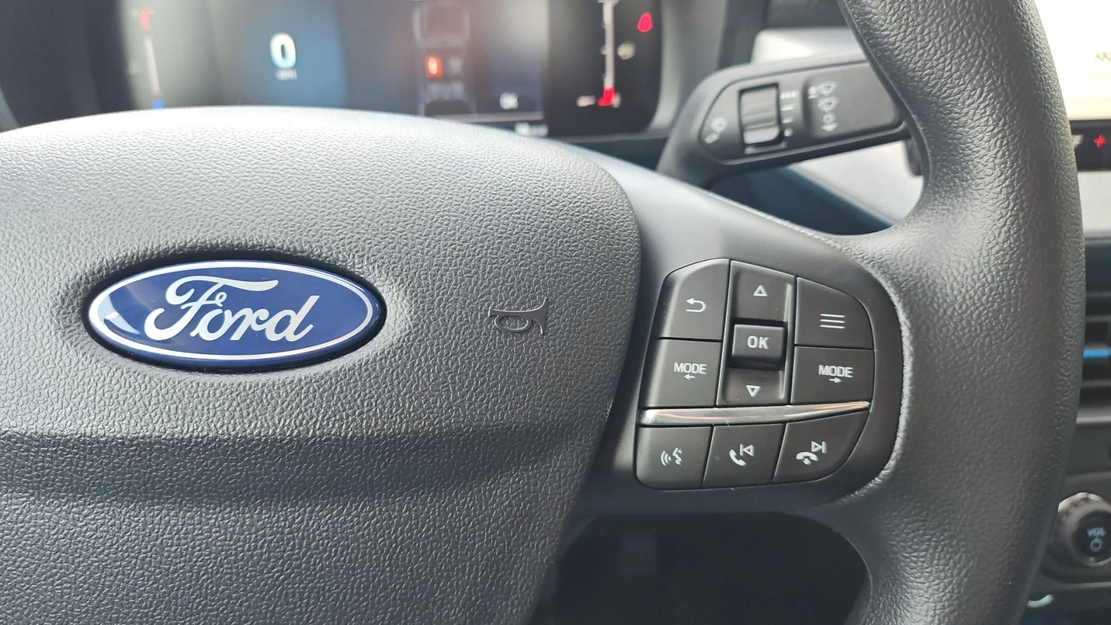 New 2026 Azure Gray Metallic Tri-Coat Ford XLT FWD image 12
