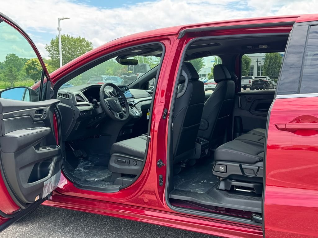 New 2026 Radiant Red Metallic II Honda Sport-L image 15