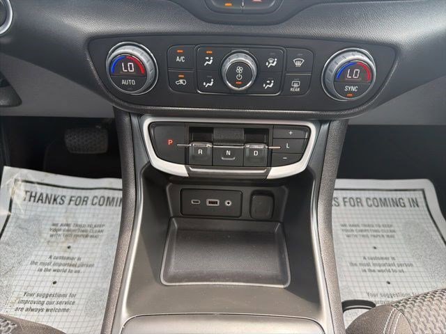 Used 2023 Summit White GMC SLE image 20