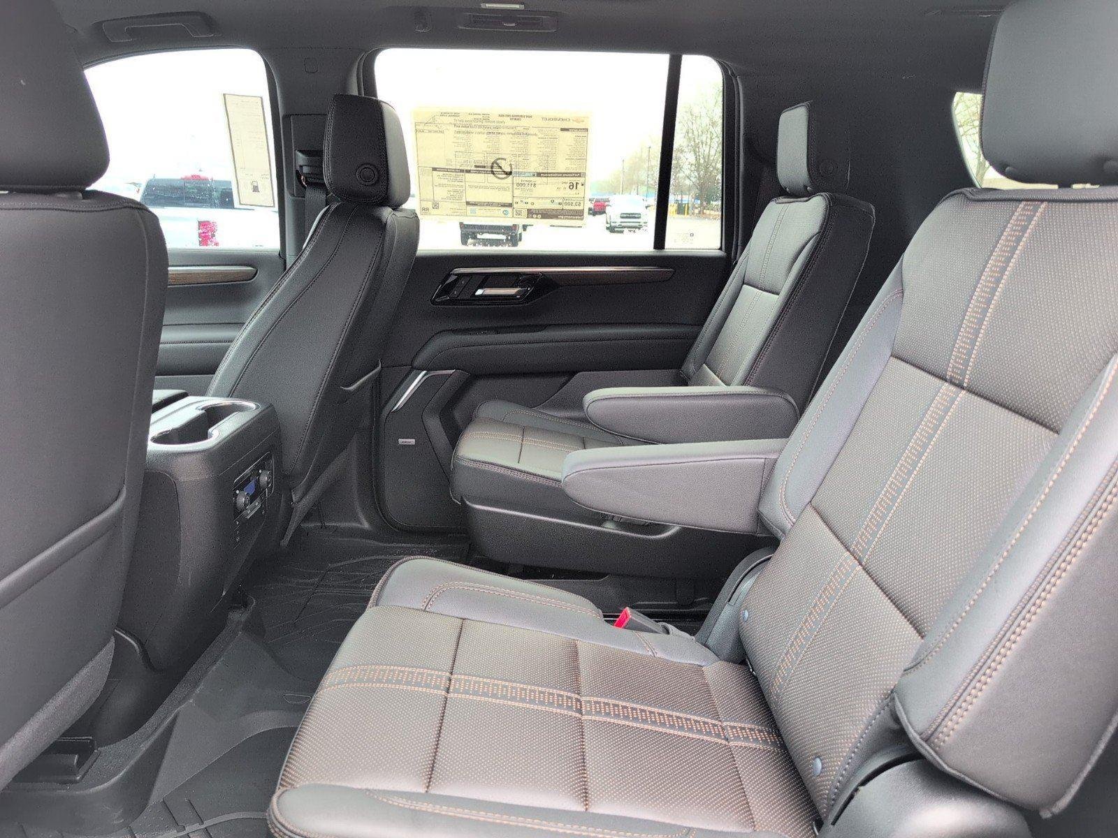 2026 Chevrolet Suburban High Country - Photo 33