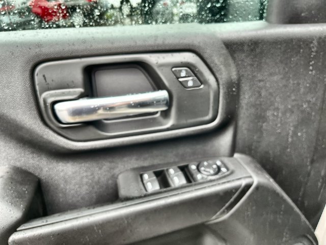 2026 Chevrolet Silverado 2500 HD photo 23 of 41