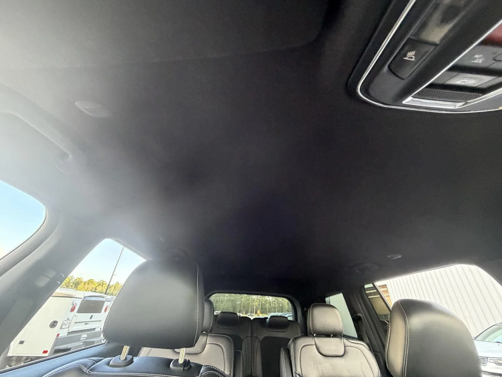 Used 2023 Baltic Gray Metallic Clearcoat Jeep Altitude image 24
