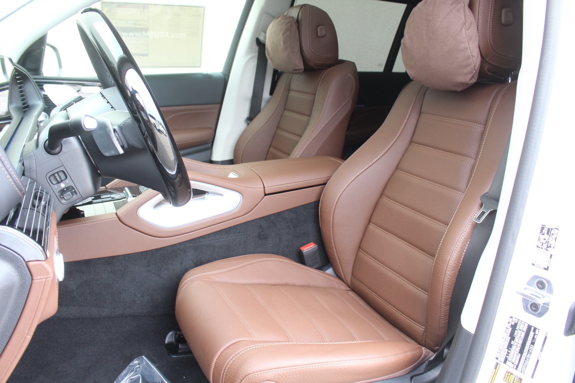 New 2026 POLAR WHITE Mercedes-Benz GLS 450 image 16