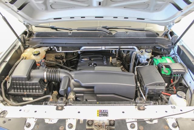 Used 2017 White Chevrolet Work Truck image 21