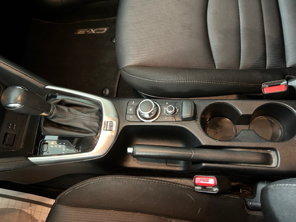 Used 2018 White Mazda Sport image 20