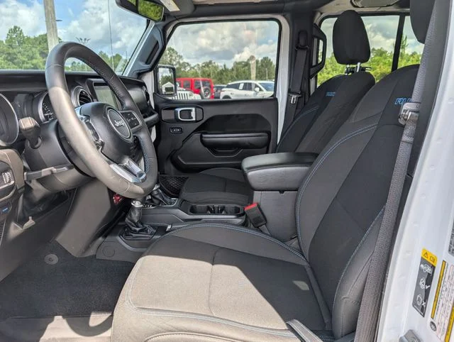 Used 2023 White Jeep Rubicon 4xe image 12