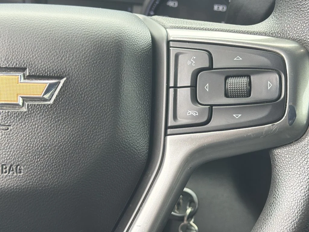 Used 2022 White Chevrolet LT image 26