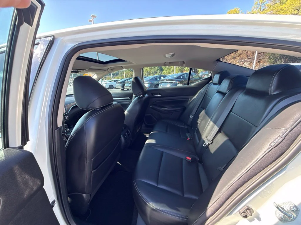 Used 2019 Pearl White Tricoat Nissan 2.5 Platinum image 15