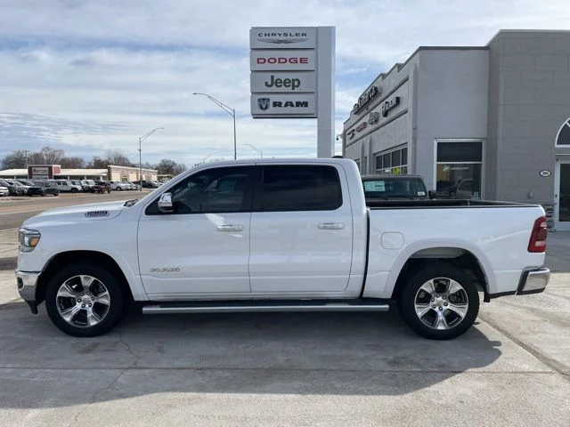 2022 RAM 1500 Laramie 4x4 Crew Cab 5'7's photo