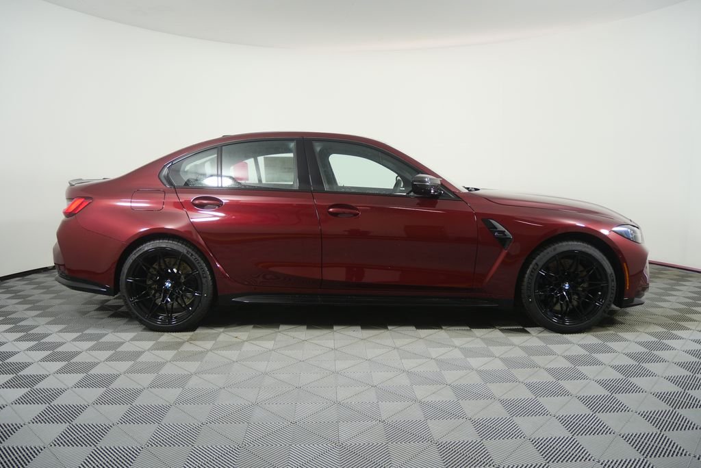 New 2027 Aventurin Red Metallic BMW Competition image 2
