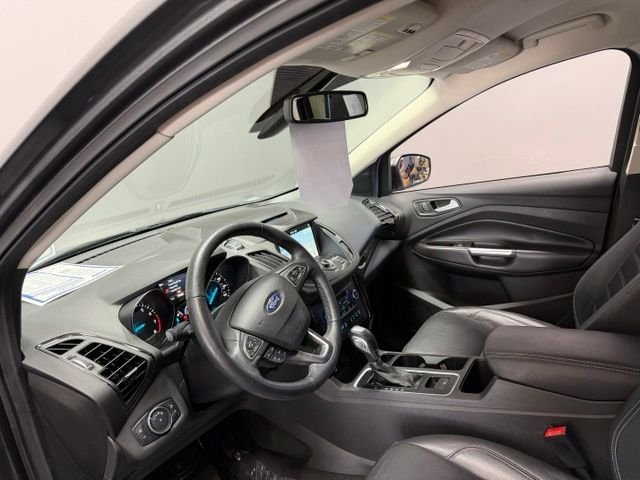 Used 2018 Magnetic Ford Titanium image 17