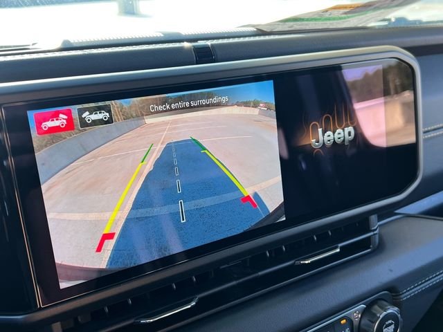 2025 Jeep Wrangler 4-Door Sahara - Photo 14