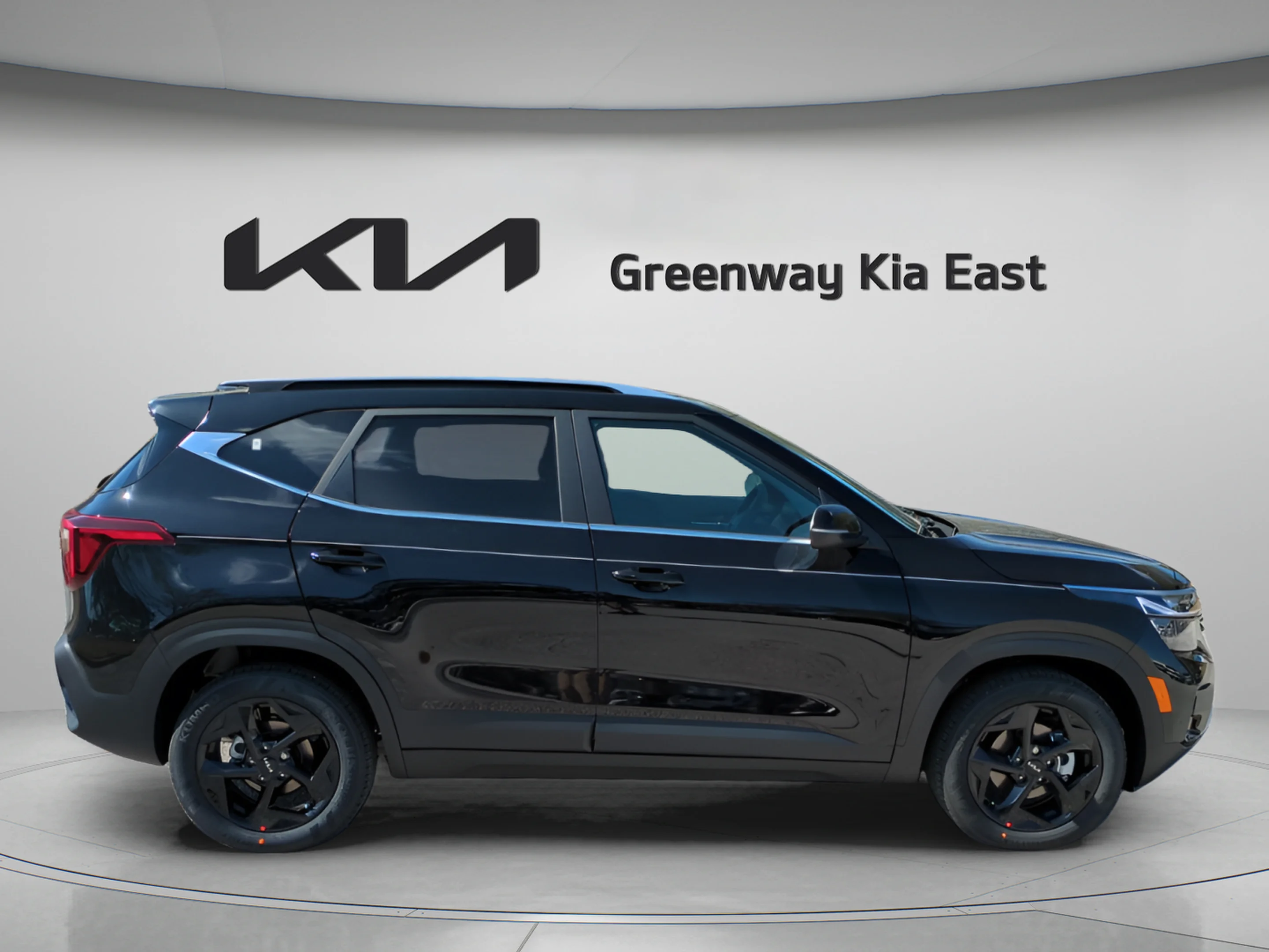 New 2026 Fusion Black Kia EX image 5
