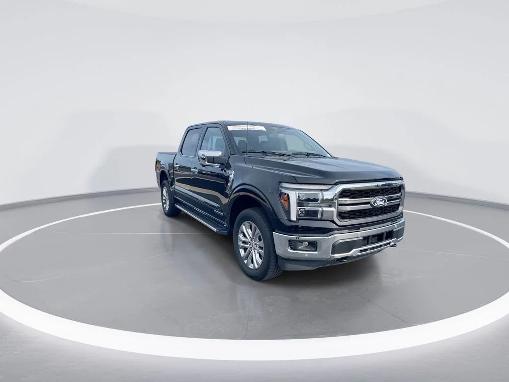 Used 2025 Black Ford Lariat image 2