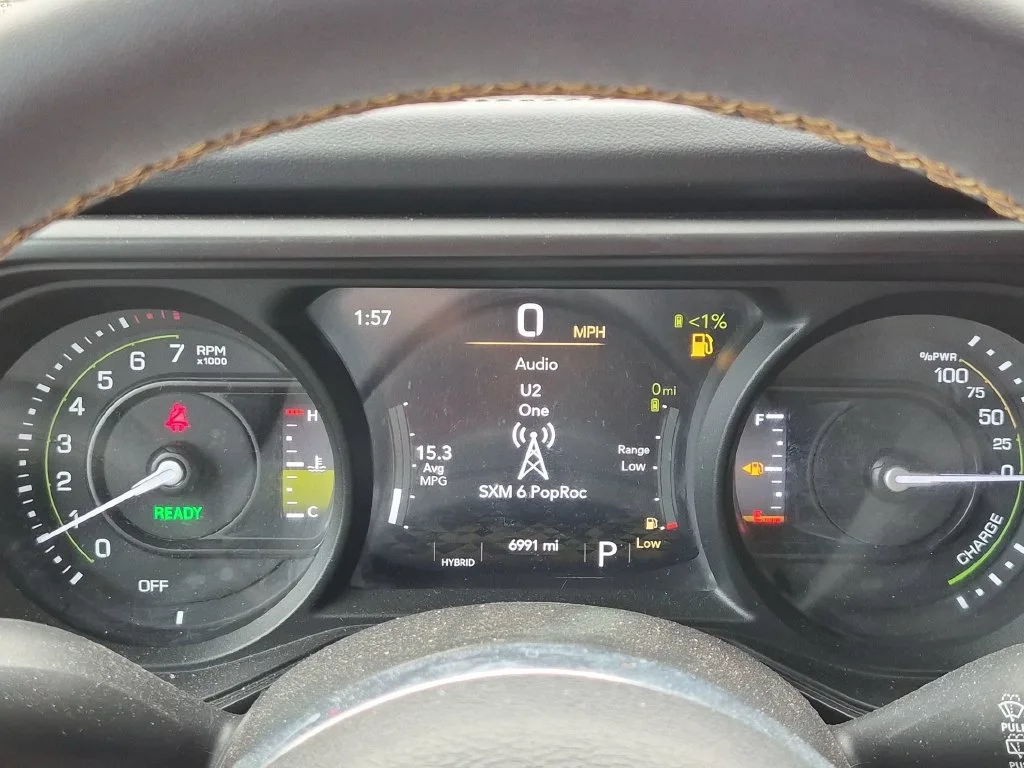 Used 2024  Jeep Sahara 4xe image 15