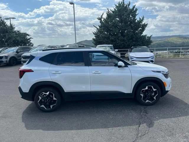 Certified Used 2024 Snow White Pearl Kia EX image 6