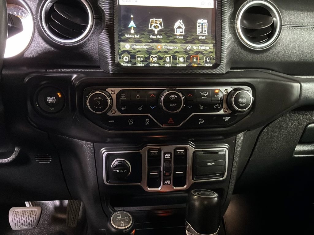 Used 2018 Yellow Jeep Unlimited Sahara image 33
