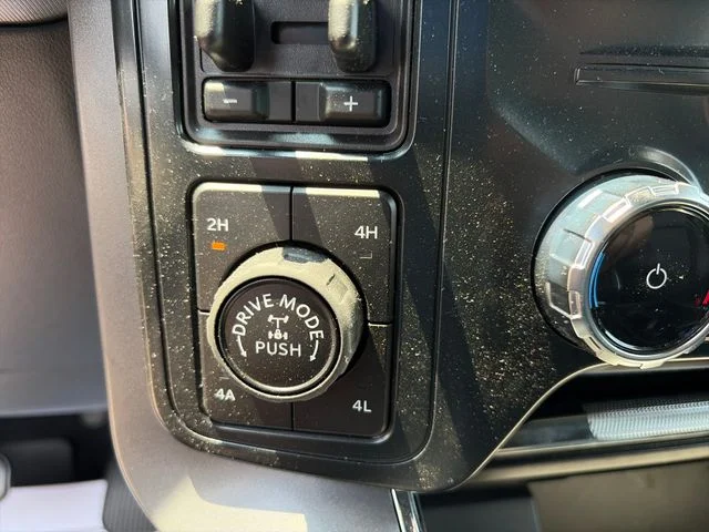 Used 2026 White Ford Lariat image 22