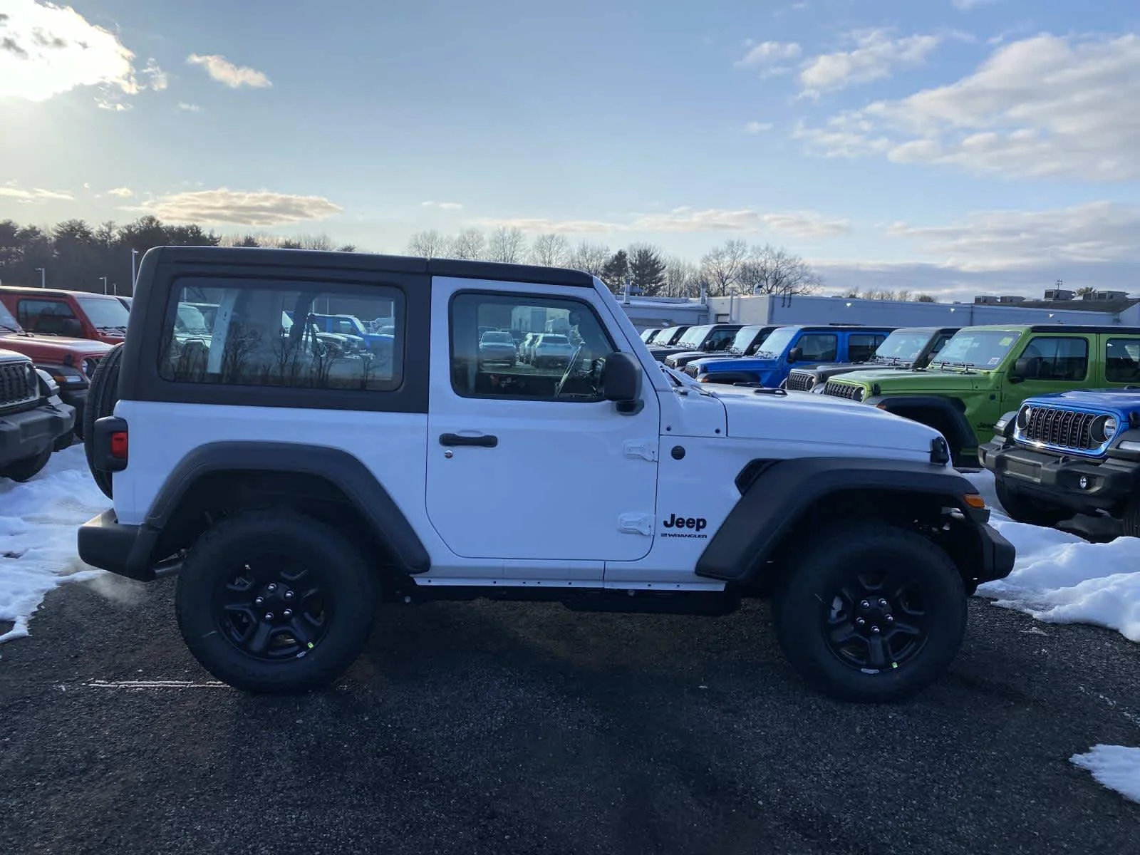 New 2026 Bright White Clear-Coat Exterior Paint Jeep Sport image 2