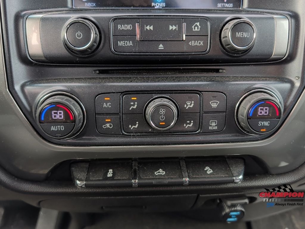 Used 2018 Red Chevrolet LT image 18