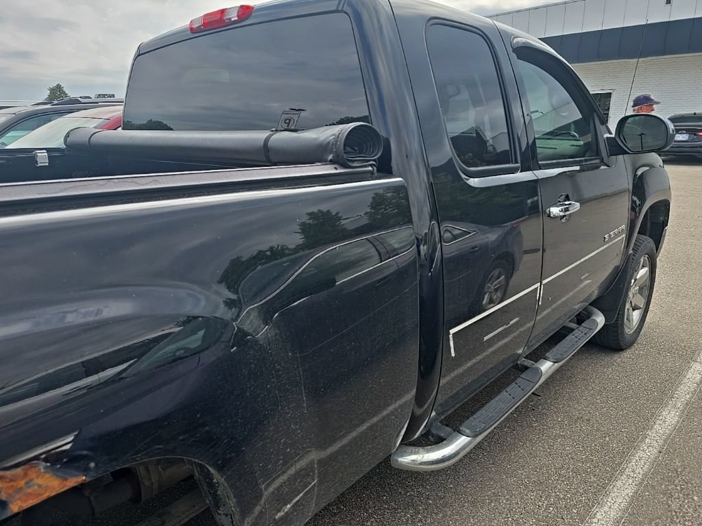 Used 2012 ONYX BLACK GMC SLE image 11