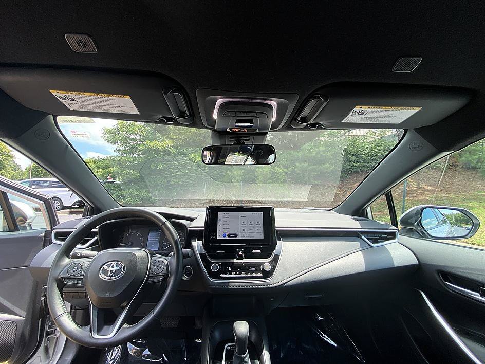 Used 2025 Classic Silver Metallic Toyota SE image 17