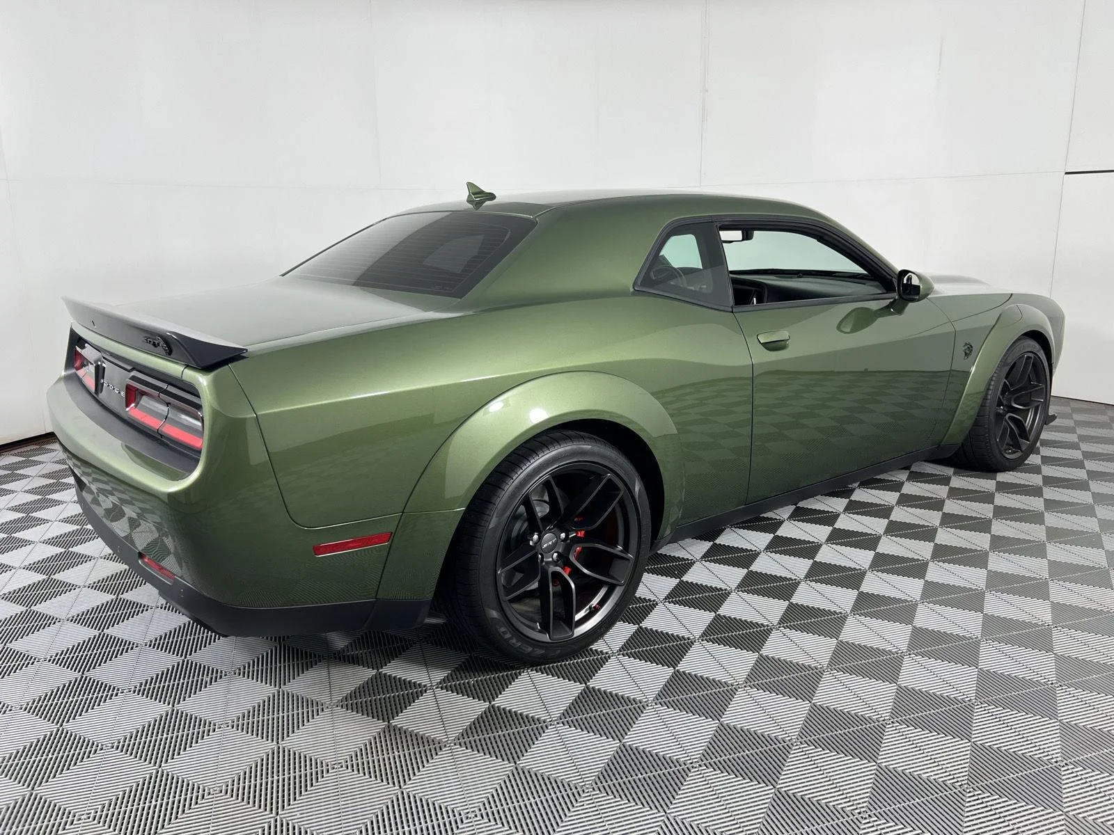 Used 2023 F8 Green Dodge SRT Hellcat Widebody Jailbreak image 10