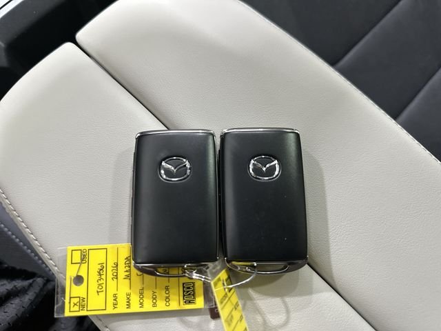 New 2026 Rhodium White Metallic Mazda 2.5 S Preferred AWD image 32