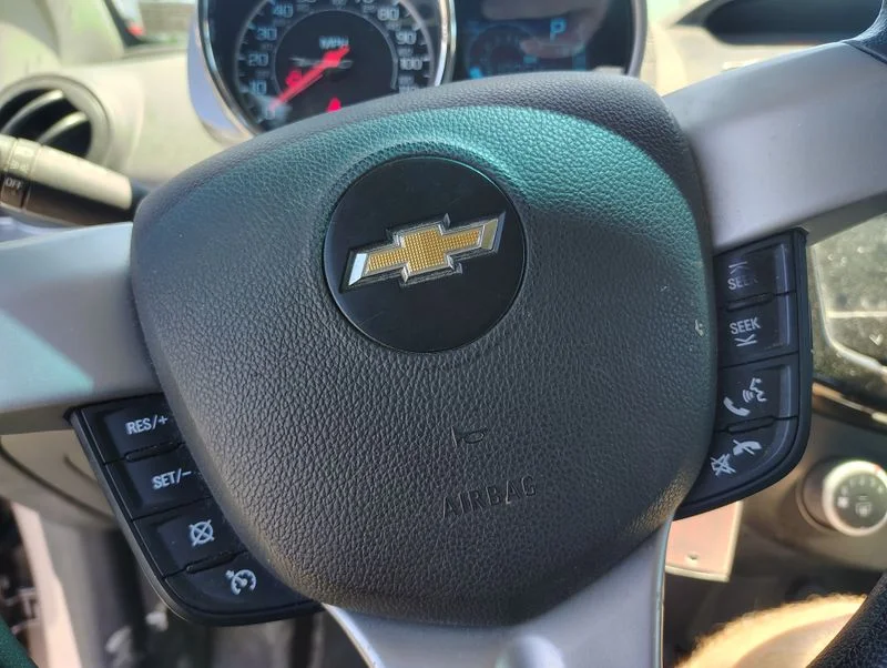 Used 2013 Red Chevrolet 1LT image 10
