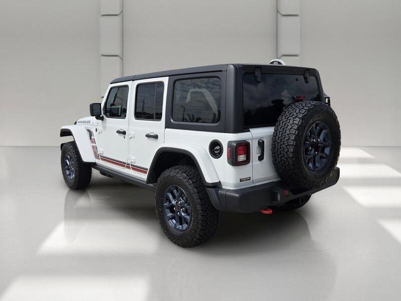 New 2026 Bright White Clearcoat Jeep WILLYS 4 DOOR 4X4 image 3