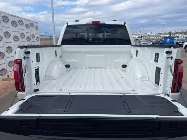 New 2026 Star White Metallic Tri-Coat Ford Platinum image 6