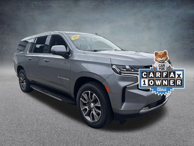 2021 Chevrolet Suburban LT photo 2