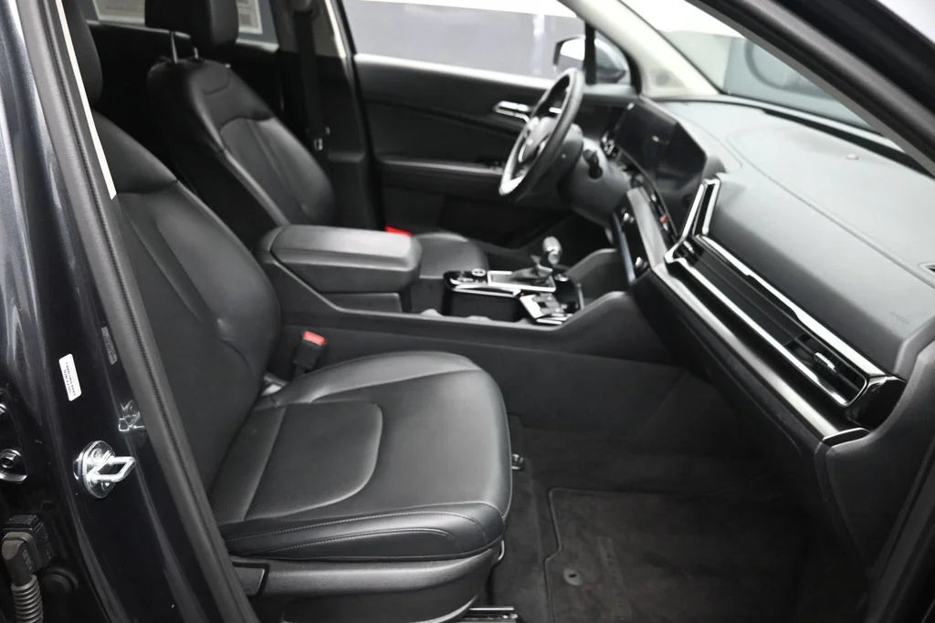 Used 2024 Gray Kia EX image 9