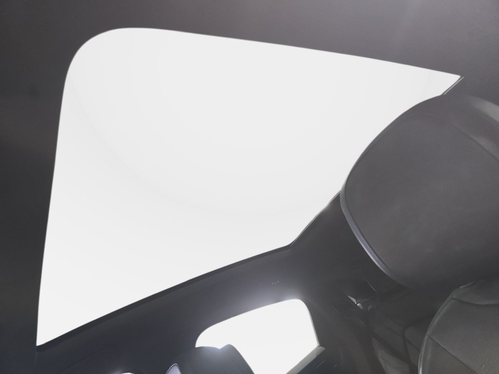 Used 2020 Gray Porsche Base image 18