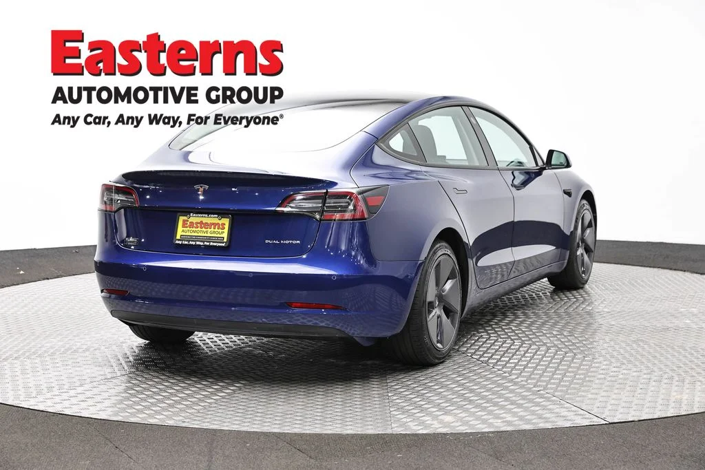 Used 2022 Blue Tesla Long Range image 5