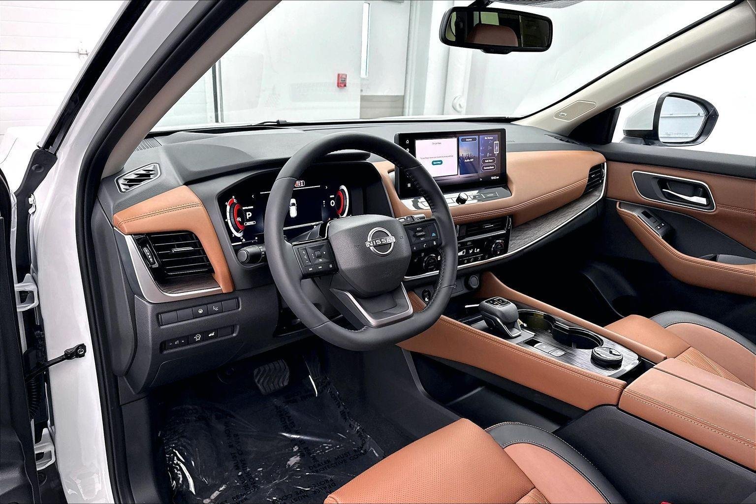Used 2026 Everest White Pearl Tricoat Nissan Platinum image 22