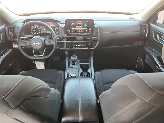 Used 2025 Super Black Nissan S 4x4 image 9