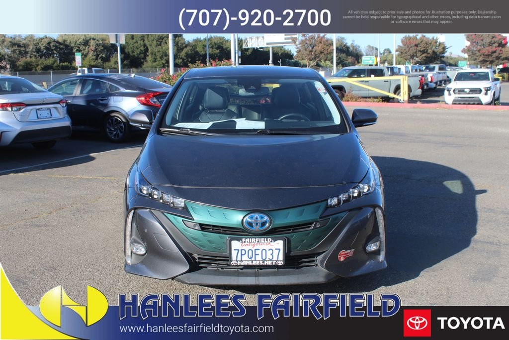 Used 2017 Gray Toyota Advanced image 4