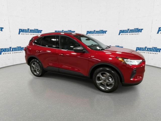New 2026 Rapid Red Metallic Tinted Clearcoat Ford ST-Line image 13