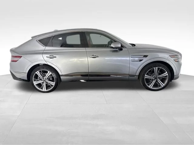 Used 2025 Silver Genesis 3.5T e-SC image 5