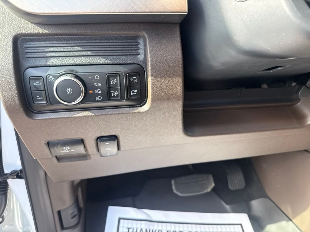 New 2026 White Ford King Ranch image 23
